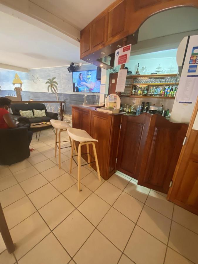 Appartement Moderne A Pointe Noire 36 M² Piscine & Jacuzzi Exterior foto